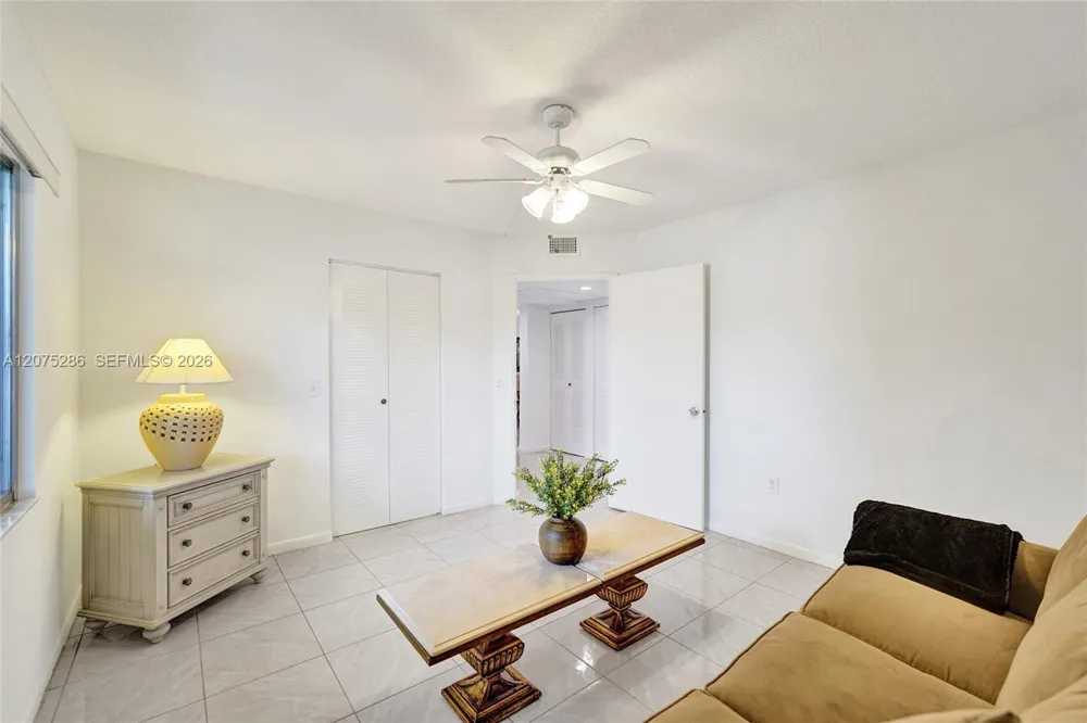 800 SW 137th Ave #101G Pembroke Pines, FL 33027