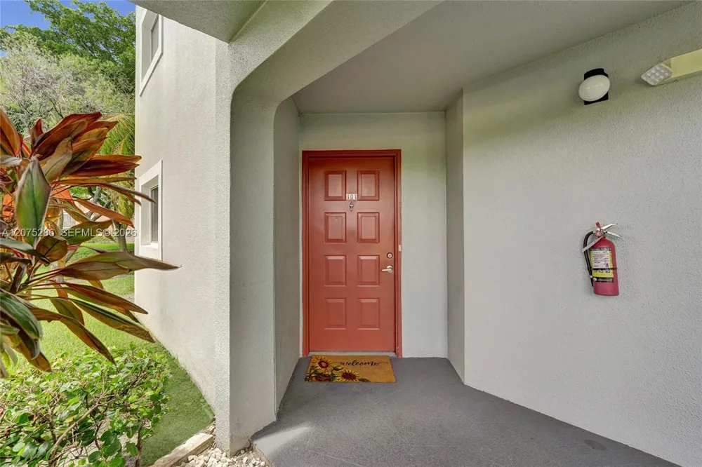 800 SW 137th Ave #101G Pembroke Pines, FL 33027