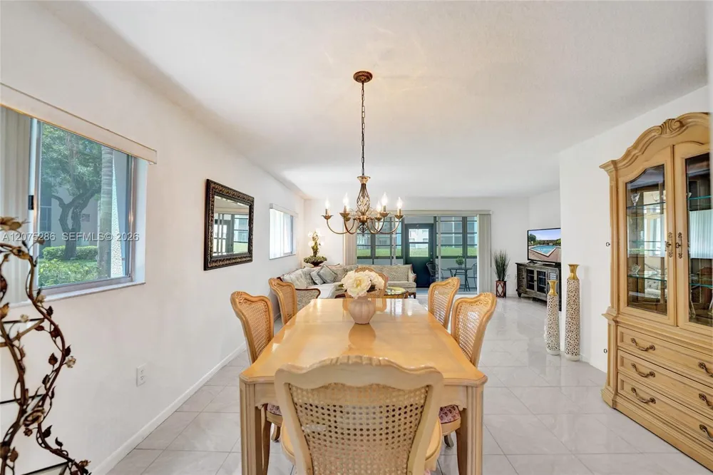 800 SW 137th Ave #101G Pembroke Pines, FL 33027