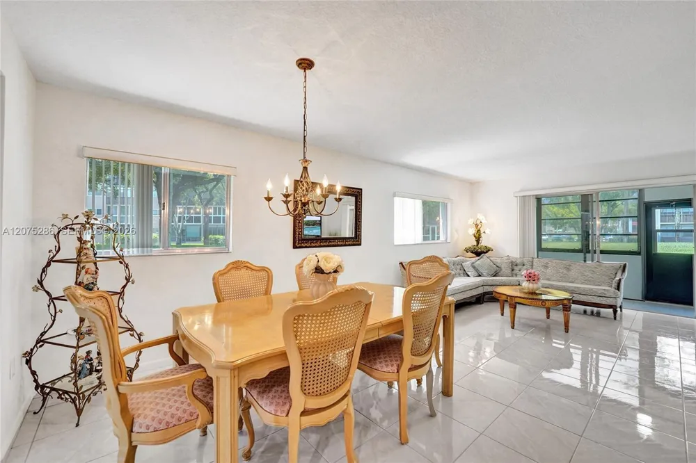 800 SW 137th Ave #101G Pembroke Pines, FL 33027