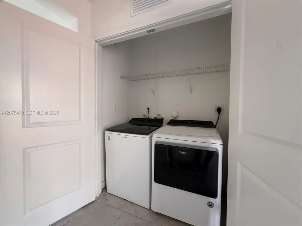 488 NE 5th Ter Florida City, FL 33034