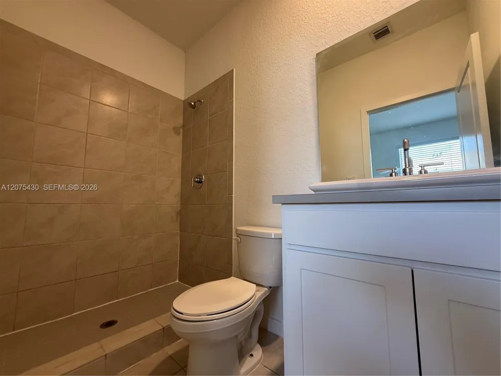 488 NE 5th Ter Florida City, FL 33034