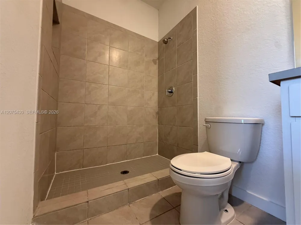 488 NE 5th Ter Florida City, FL 33034