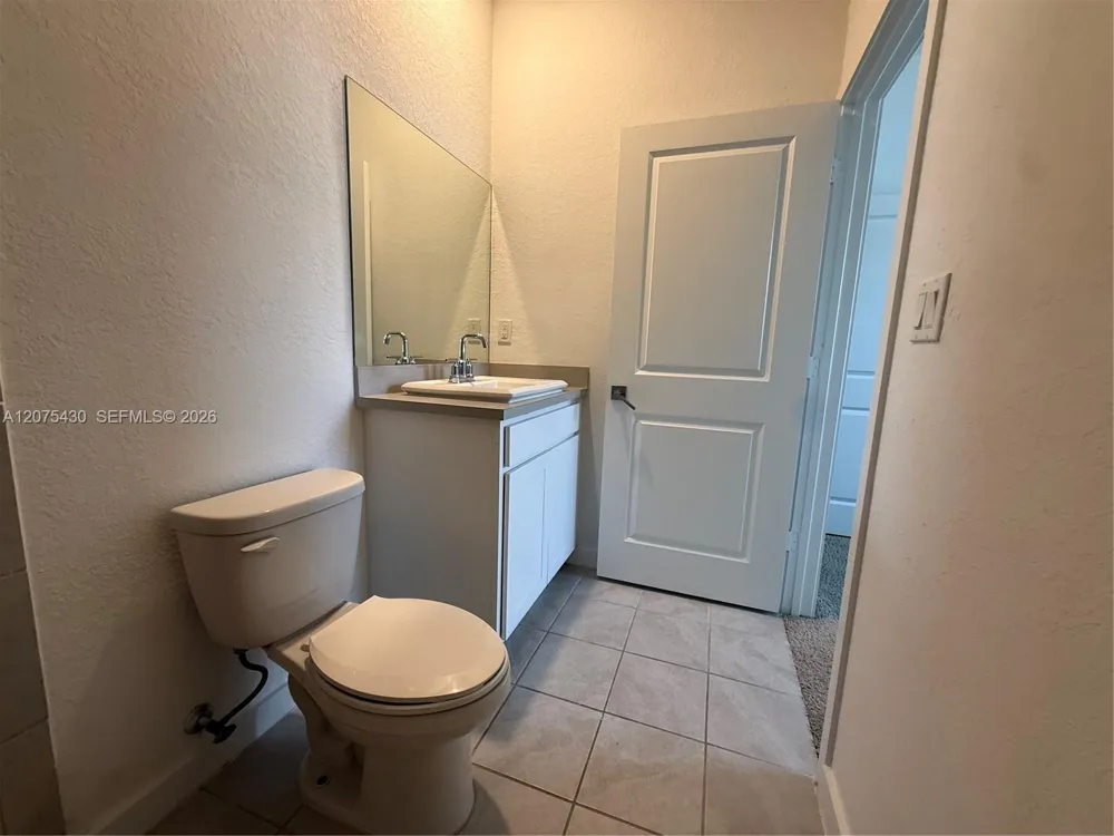 488 NE 5th Ter Florida City, FL 33034