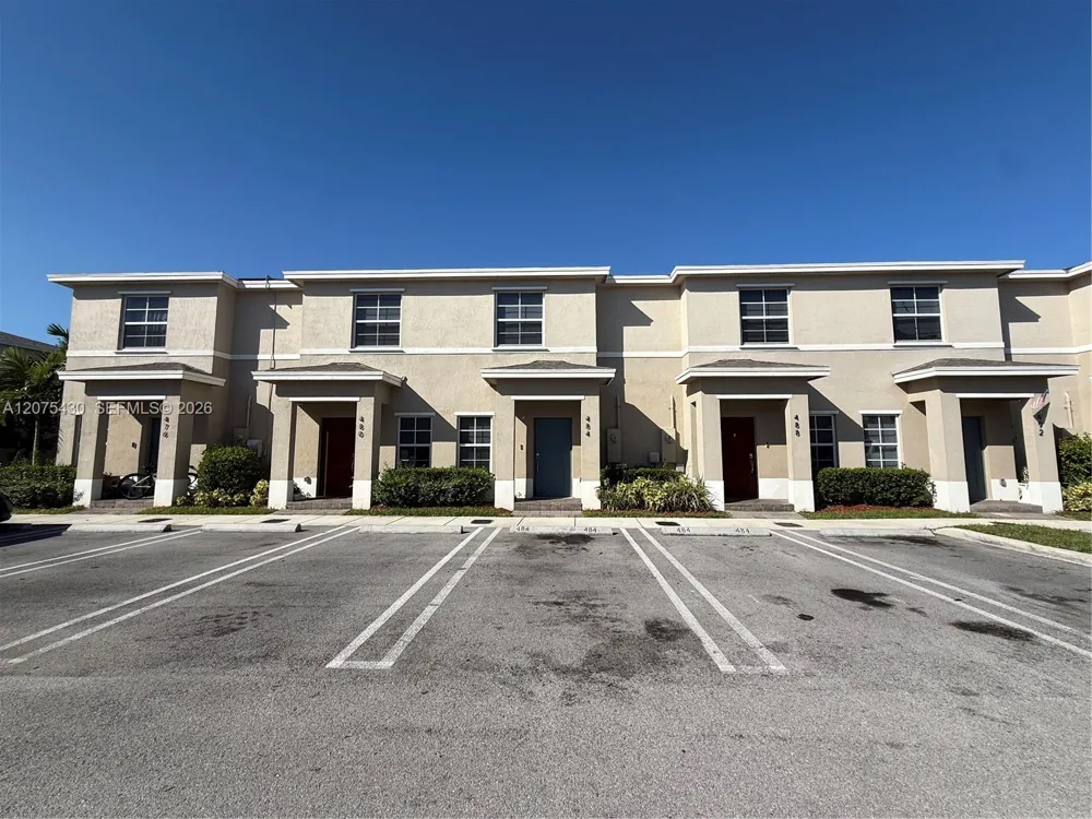 488 NE 5th Ter Florida City, FL 33034