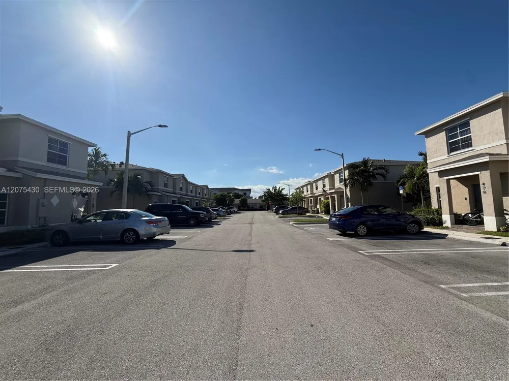 488 NE 5th Ter Florida City, FL 33034