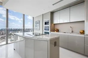 18975 Collins Ave #5404 Sunny Isles Beach, FL 33160