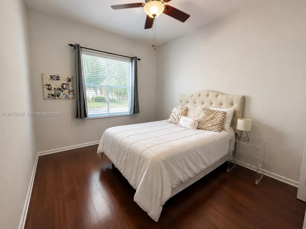 1776 Aspen Ln Weston, FL 33327