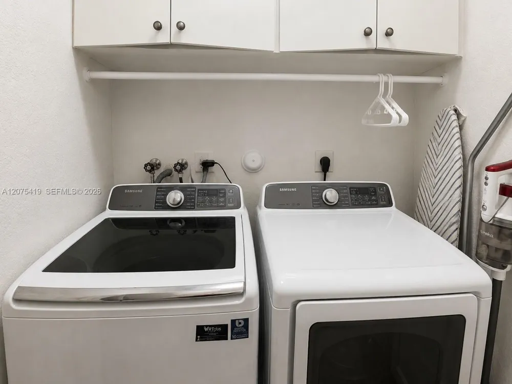 1776 Aspen Ln Weston, FL 33327