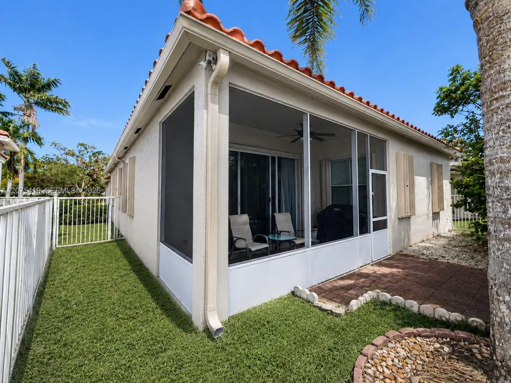 1776 Aspen Ln Weston, FL 33327