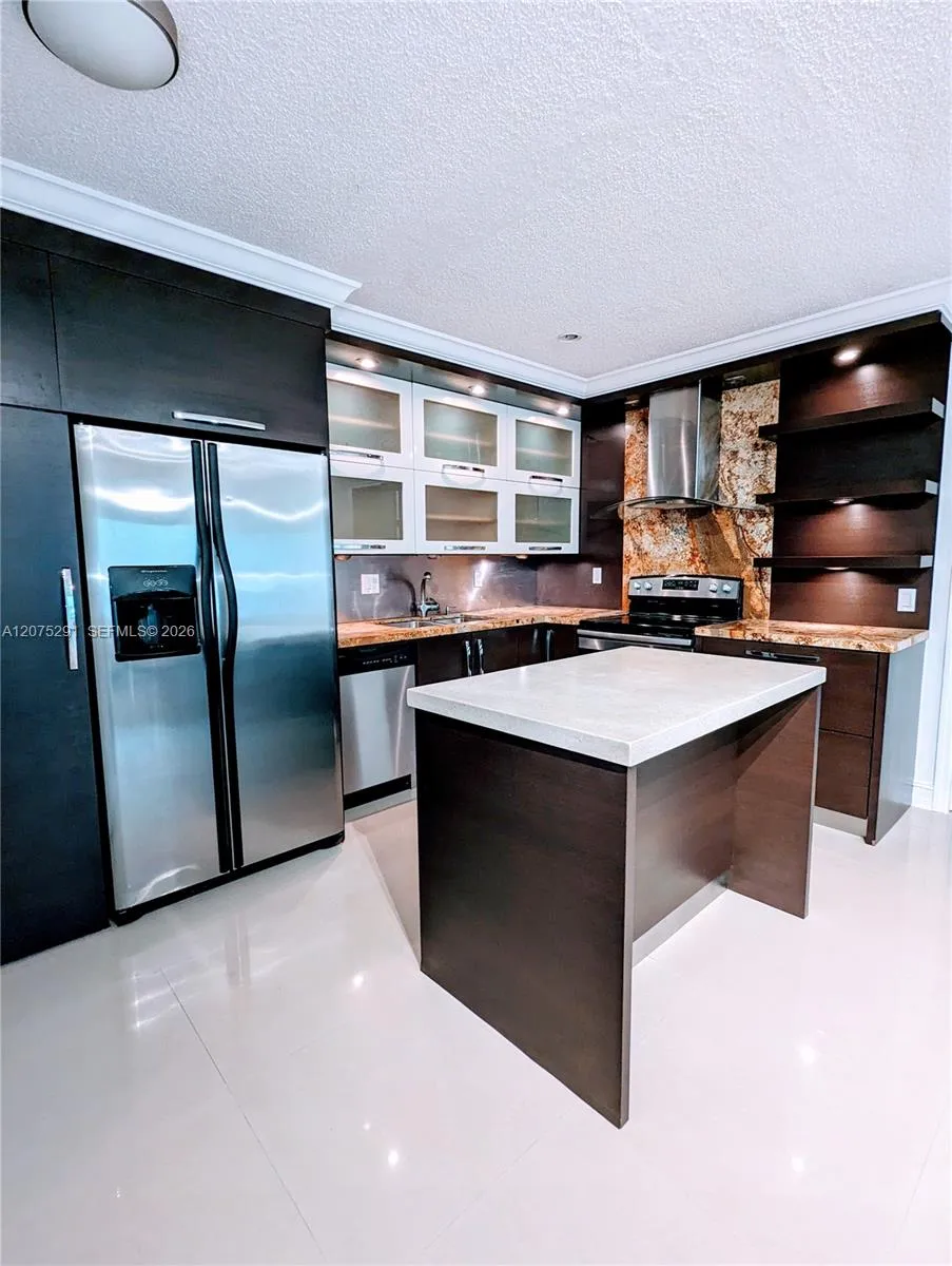 4561 W Mcnab Rd #13 Pompano Beach, FL 33069
