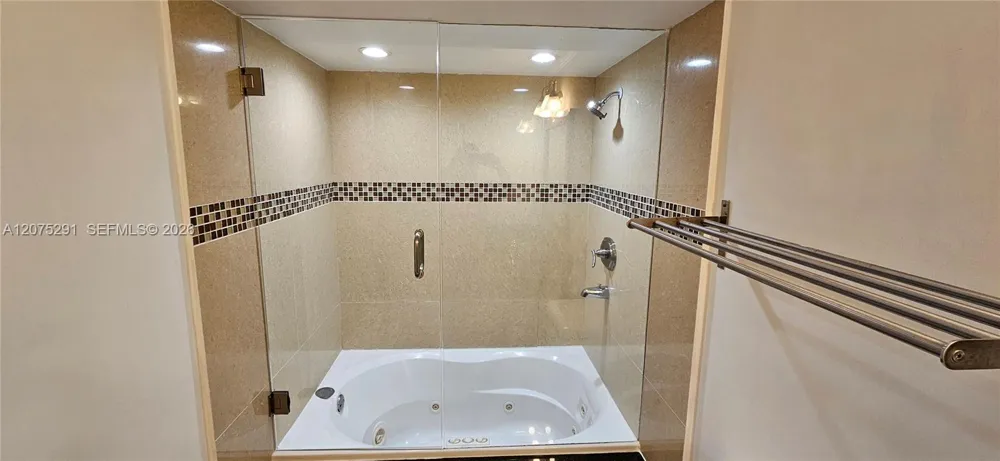 4561 W Mcnab Rd #13 Pompano Beach, FL 33069