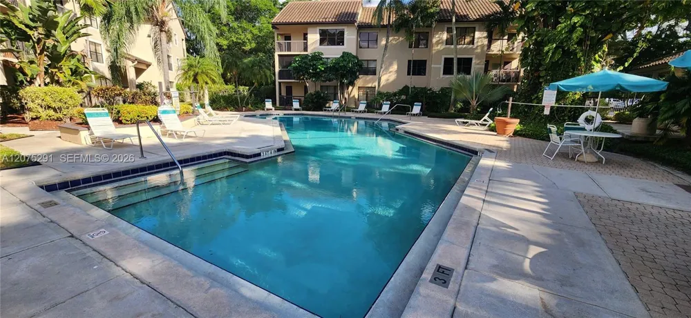 4561 W Mcnab Rd #13 Pompano Beach, FL 33069