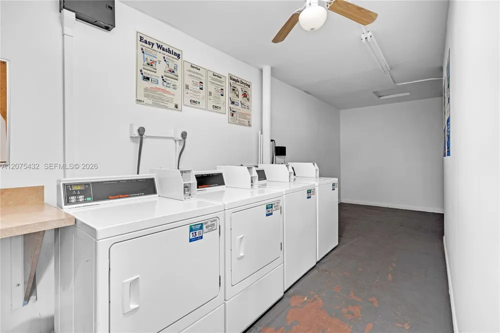 300 SW 134th Way #413E Pembroke Pines, FL 33027