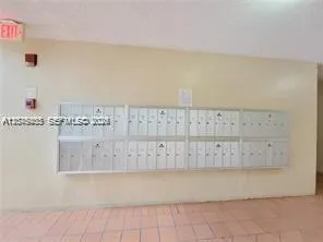 14501 Kendall Dr #412H Miami, FL 33186