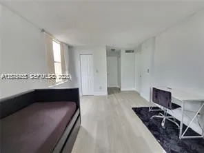 14501 Kendall Dr #412H Miami, FL 33186