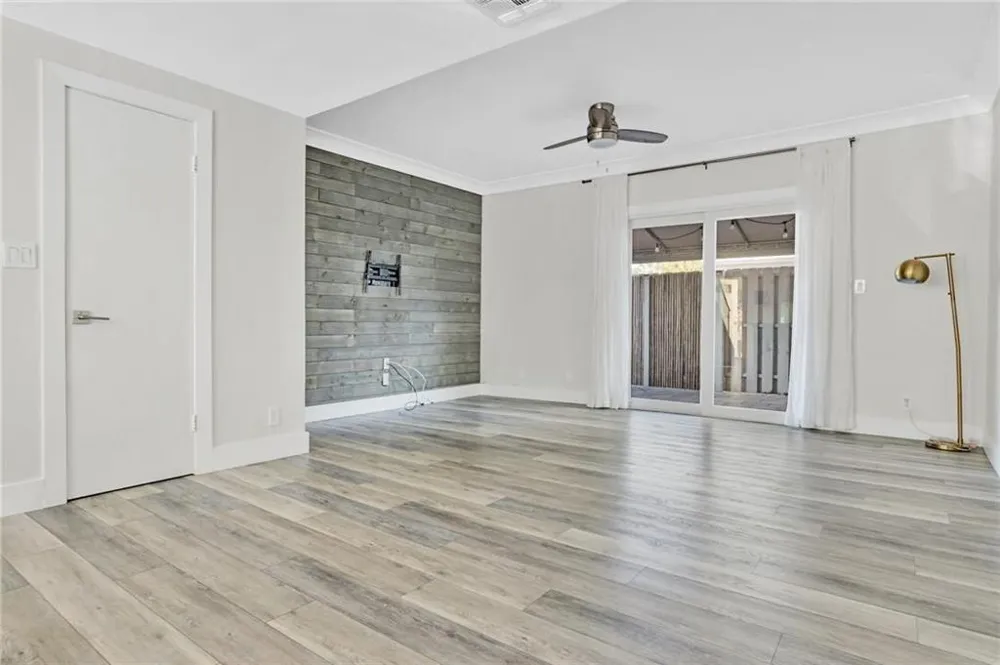 1861 NE 15TH AVENUE Fort Lauderdale, FL 33305