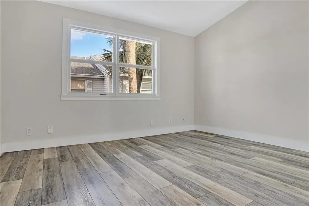 1861 NE 15TH AVENUE Fort Lauderdale, FL 33305