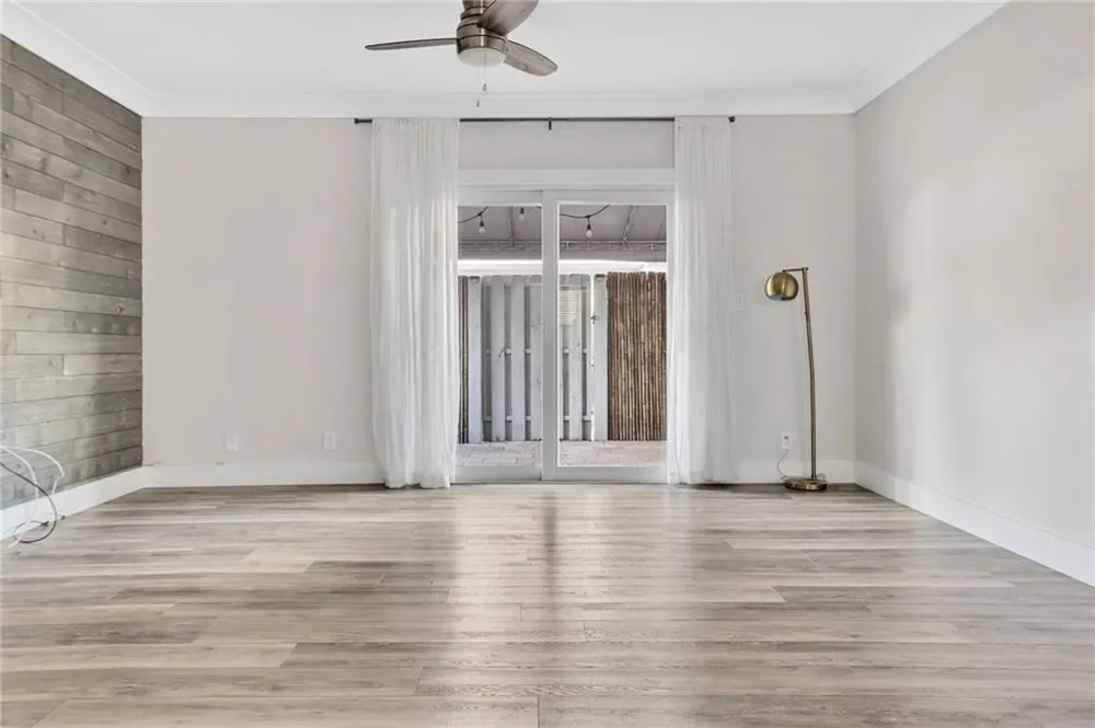 1861 NE 15TH AVENUE Fort Lauderdale, FL 33305