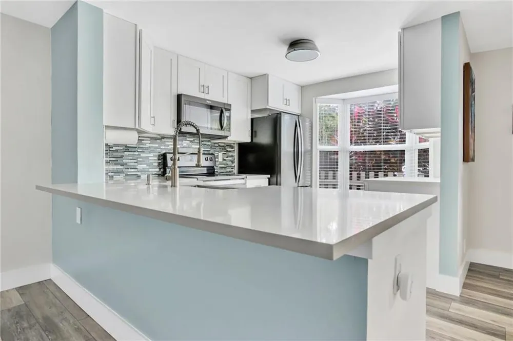 1861 NE 15TH AVENUE Fort Lauderdale, FL 33305