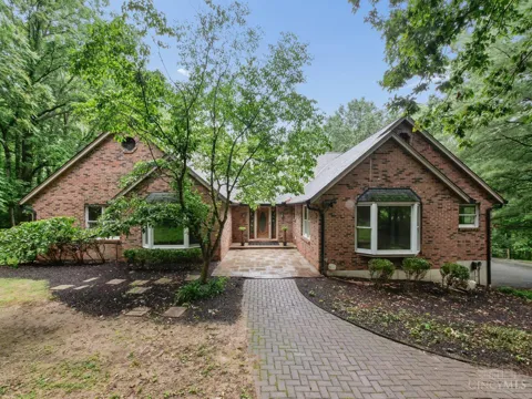 10890 Mockernut Drive