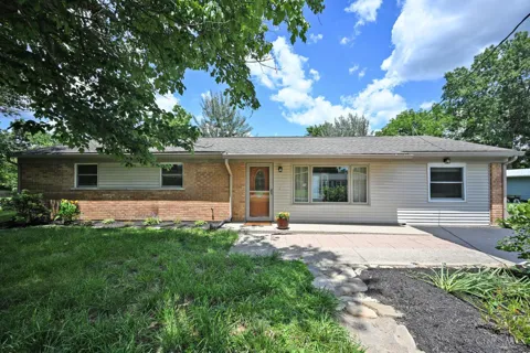 1102 Heatherstone Way