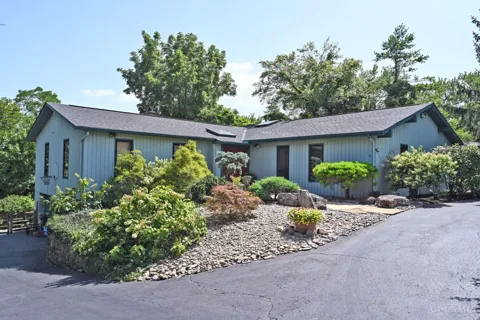 3057 Saddleback Drive