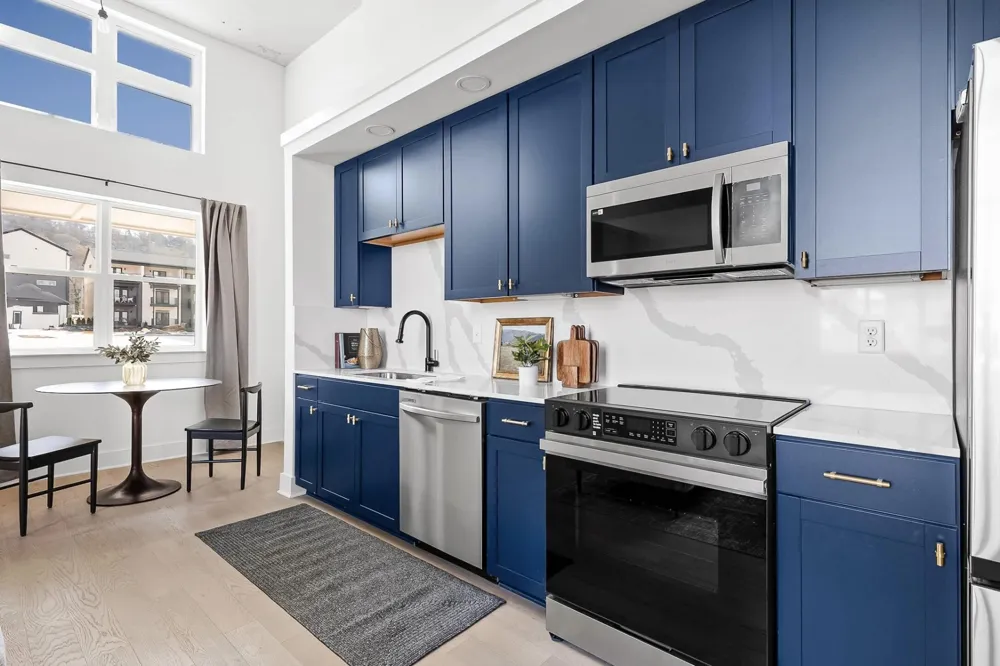 2424 E 18th Street Chattanooga, TN 37404
