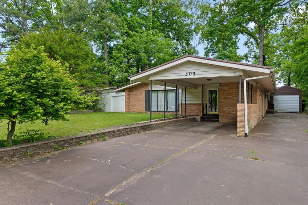 505 Thomas Drive Rossville, GA 30741