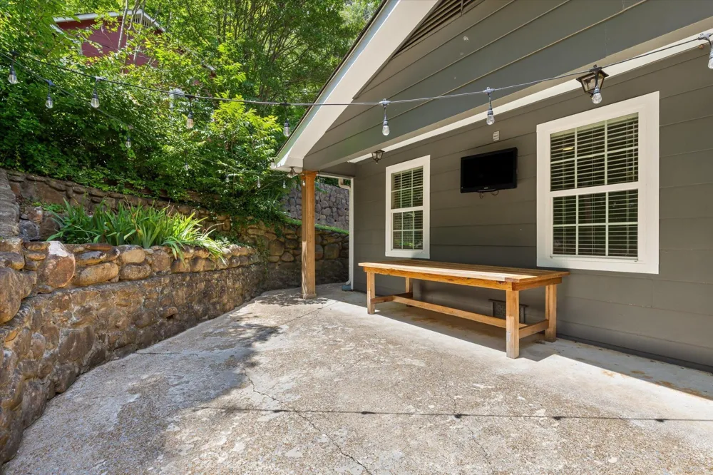116 Lavonia Avenue Chattanooga, TN 37415