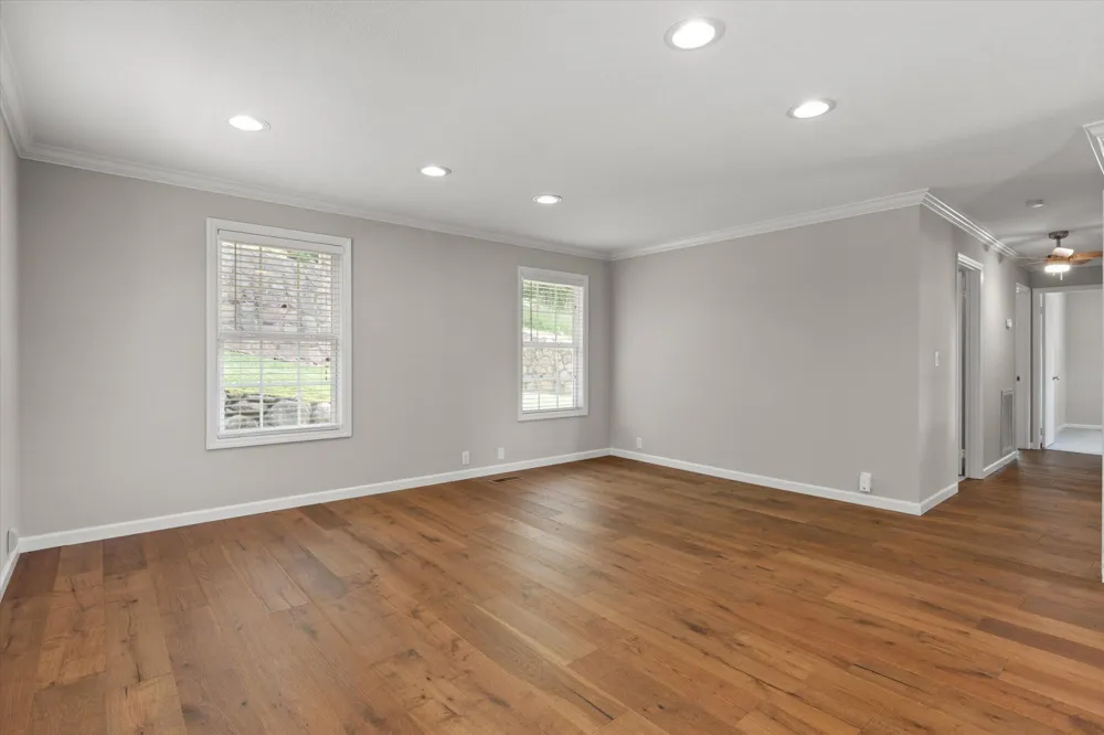 116 Lavonia Avenue Chattanooga, TN 37415