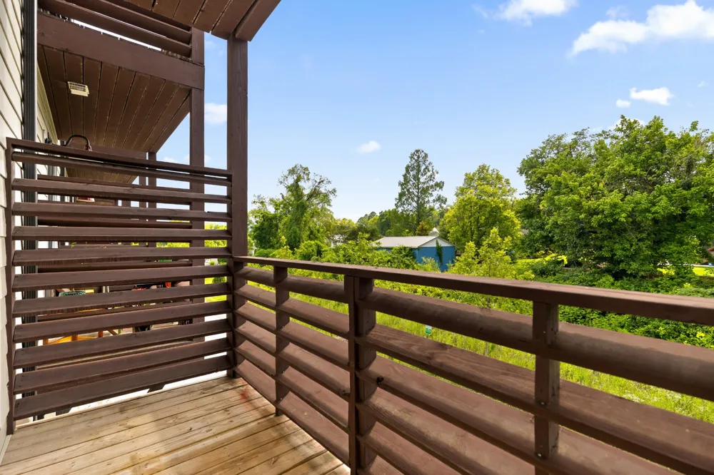 737 N Market Street #8 Chattanooga, TN 37405