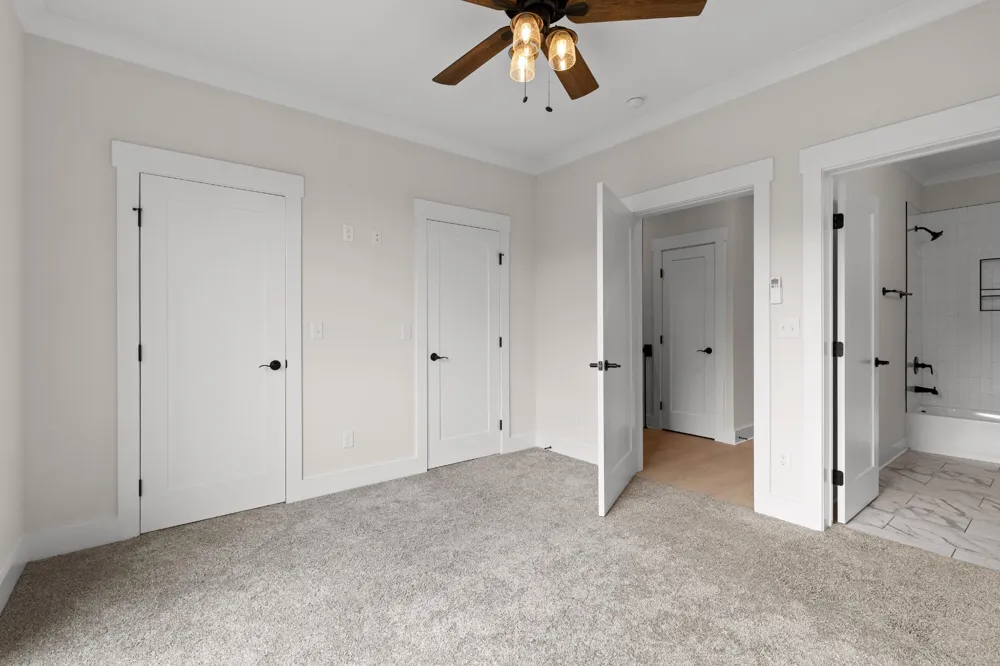 737 N Market Street #8 Chattanooga, TN 37405