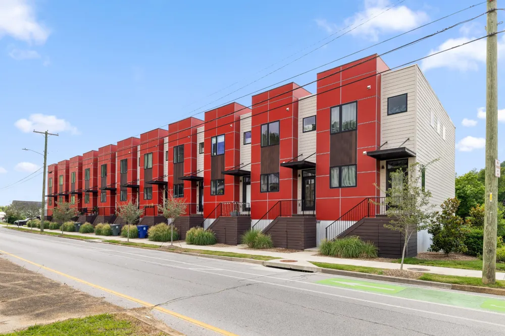 737 N Market Street #8 Chattanooga, TN 37405