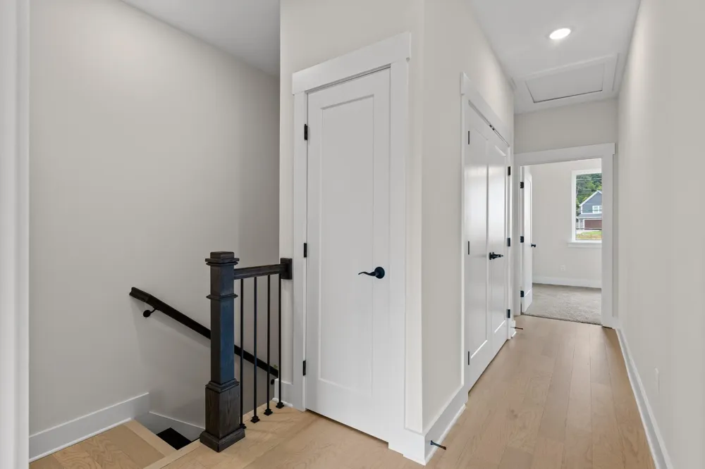 737 N Market Street #8 Chattanooga, TN 37405