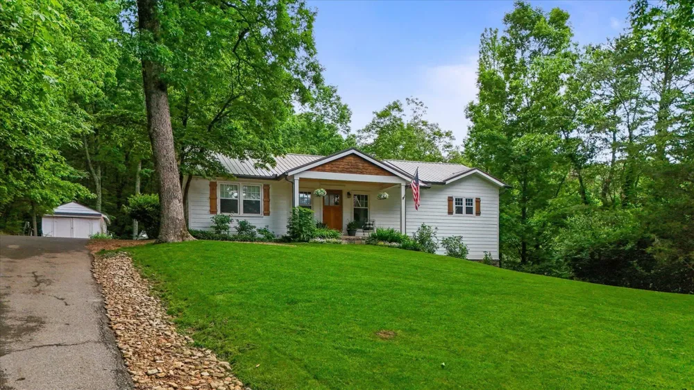 508 Mcfarland Road Lookout Mountain, GA 30750