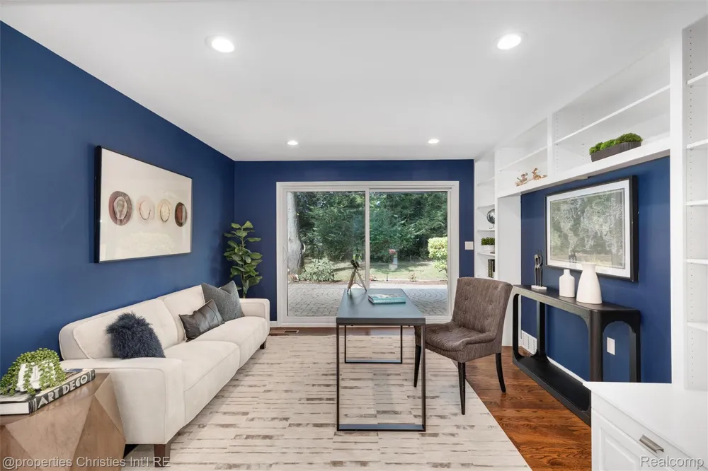 1257 Charrington Road Bloomfield Hills City, MI 48301