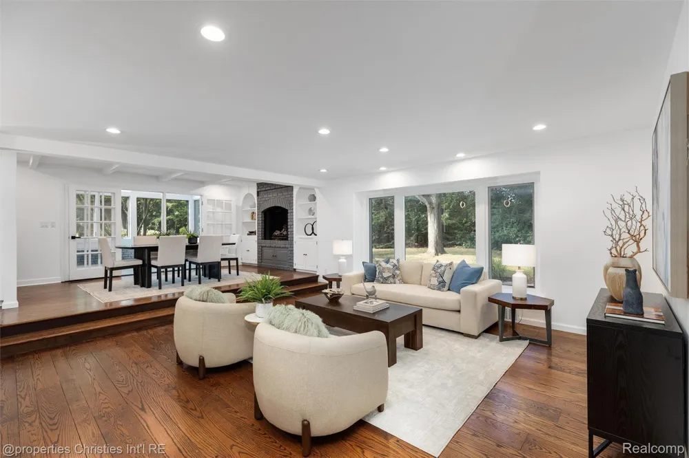1257 Charrington Road Bloomfield Hills City, MI 48301