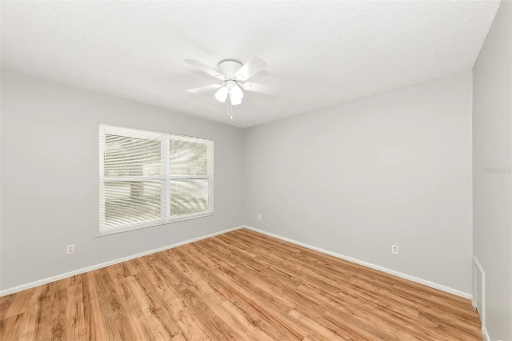 1215 39TH STREET W Bradenton, FL 34205