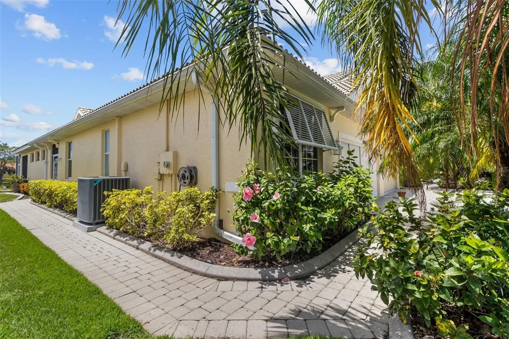 9486 HAWK NEST LANE North Port, FL 34287
