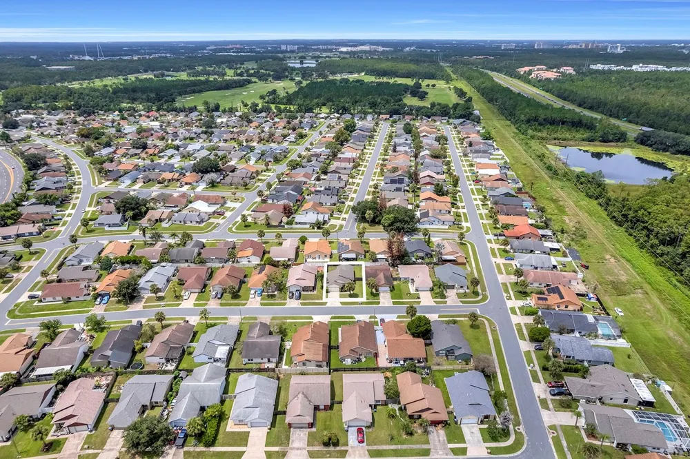 3266 PEACE PIPE DRIVE Kissimmee, FL 34746