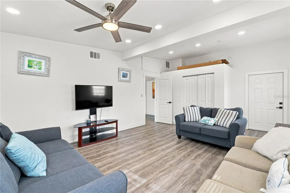 21512 EDGEWATER DRIVE Port Charlotte, FL 33952