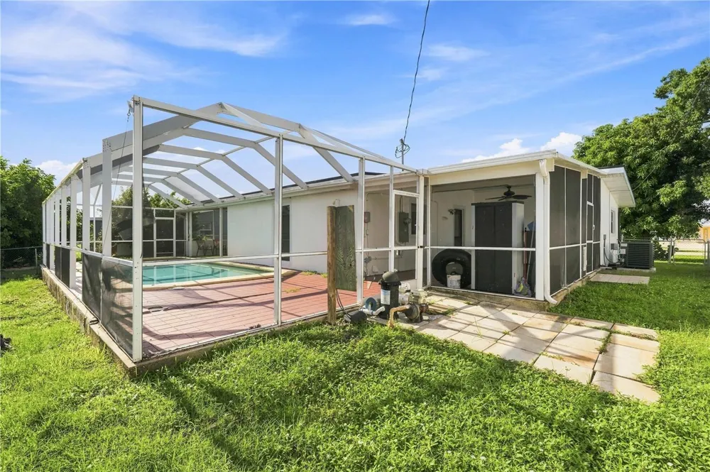 21512 EDGEWATER DRIVE Port Charlotte, FL 33952