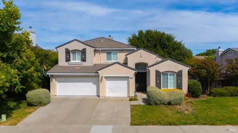 2215 Folsom Fair Circle