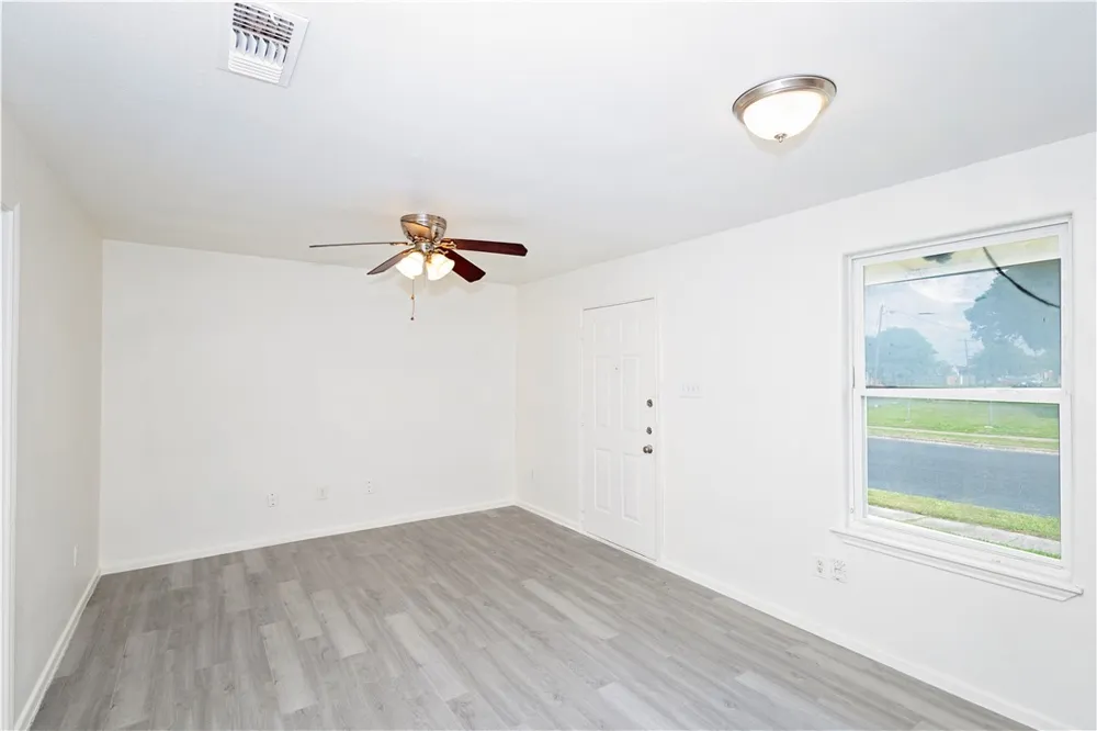 1802 16th Street Corpus Christi, TX 78404
