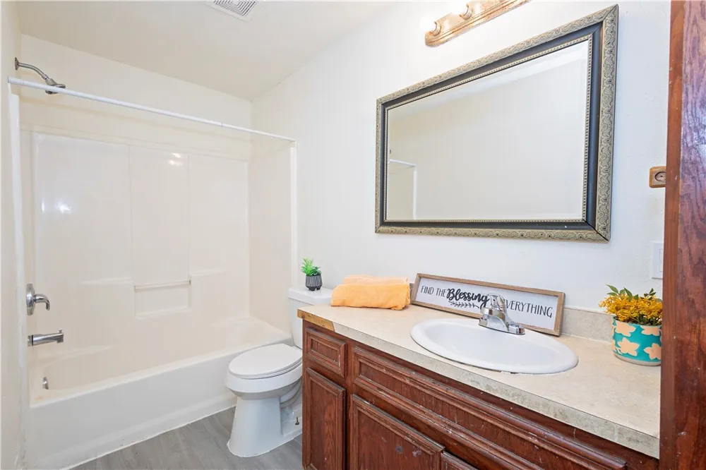 1802 16th Street Corpus Christi, TX 78404