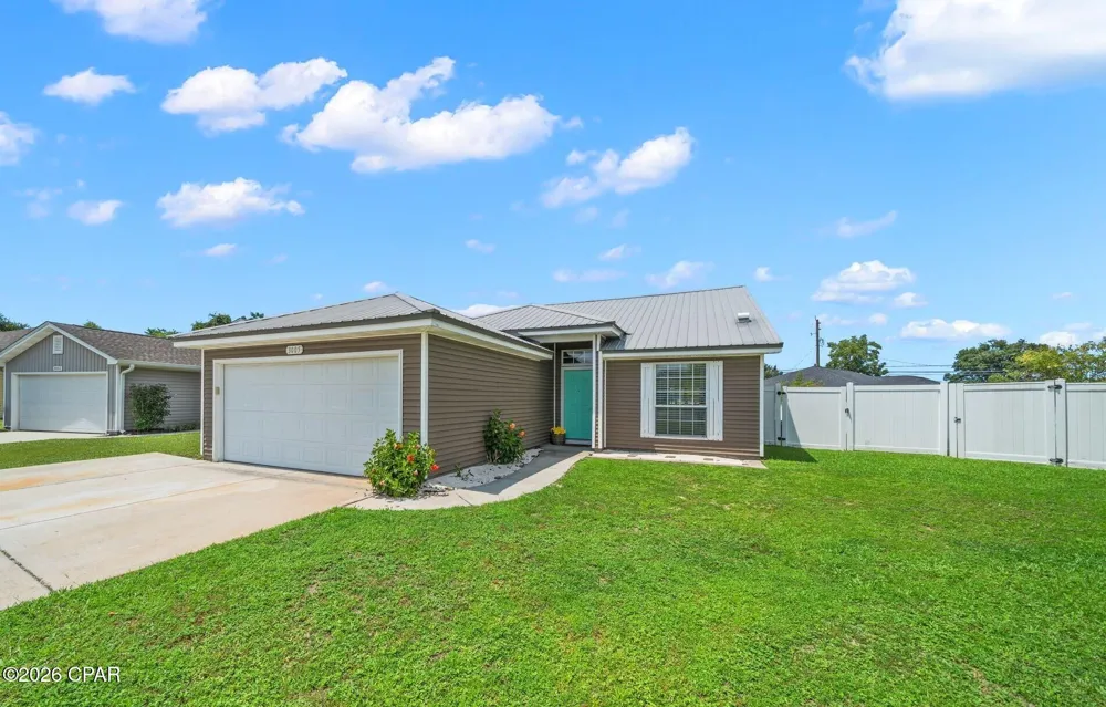 3005 Nowell Court Panama City, FL 32405
