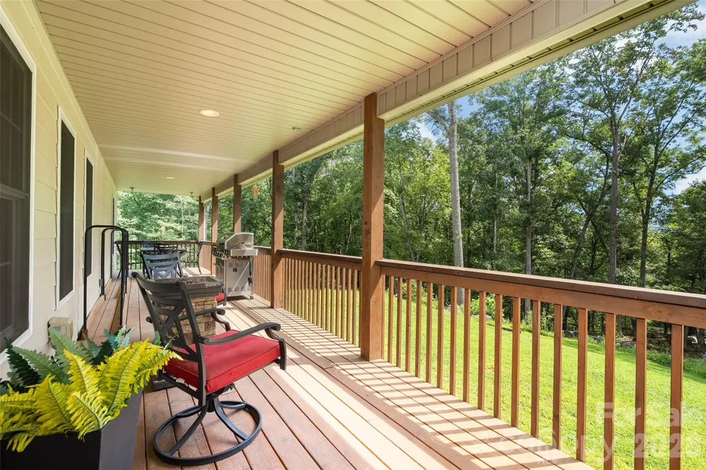 247 Poker Branch Road Sylva, NC 28779