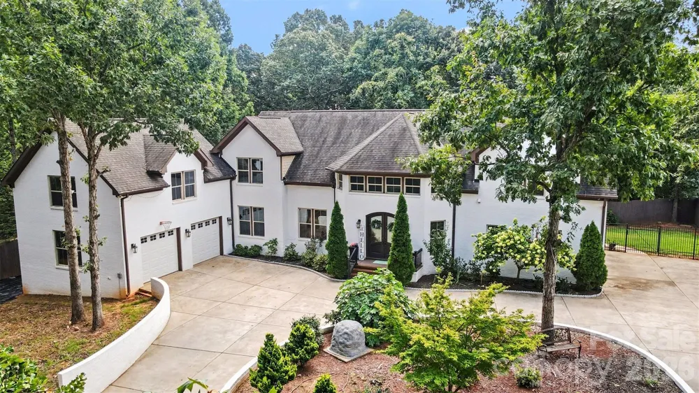 14832 Brighton Place Charlotte, NC 28227