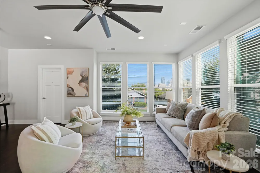 1523 Duckworth Avenue Charlotte, NC 28208